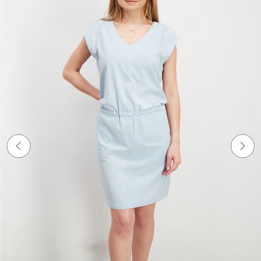 Mountain and Isles Sleeveless Sun Haven V-Neck Mini Dress, Pale Blue, Size M